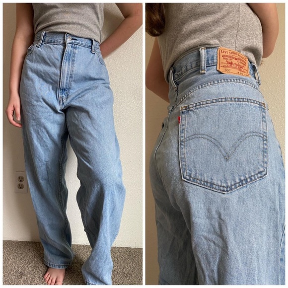 Preloved Levi jeans 🦋 - Picture 3 of 4